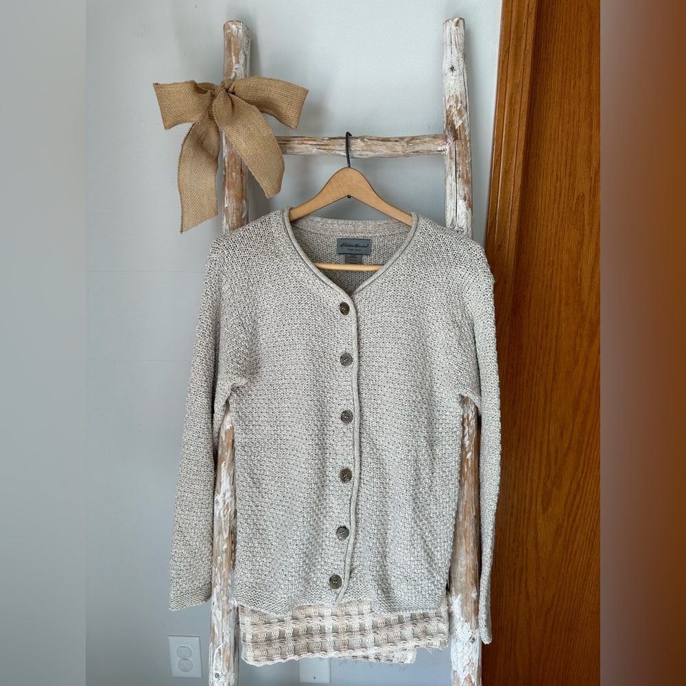 Eddie Bauer cardigan size medium
